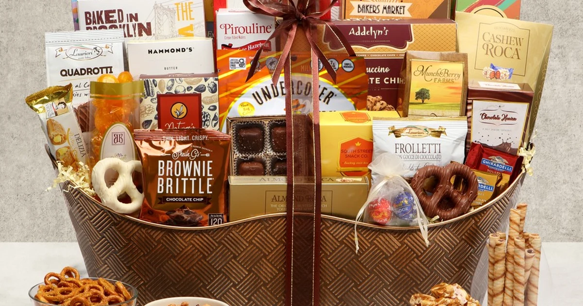 10 Gourmet Gift Baskets That Make Perfect Presents for Food Lovers